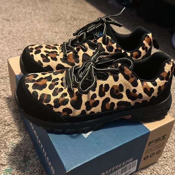 Nautilus safety footwear - Picture 6 of 8